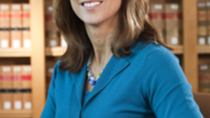 Sandra Zellmer