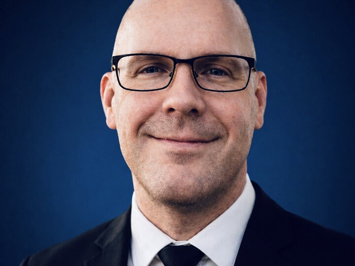Erik Mudrinich headshot