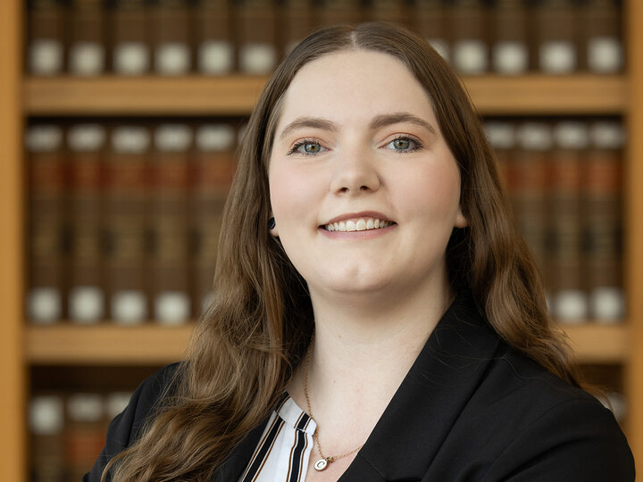Sydney Gunderson headshot