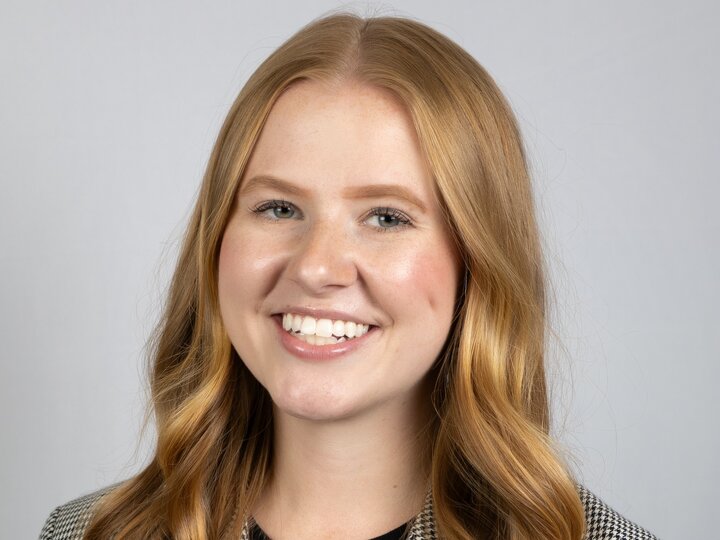 Kelli Susemihl headshot